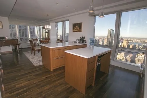 Rented by R New York | media 2