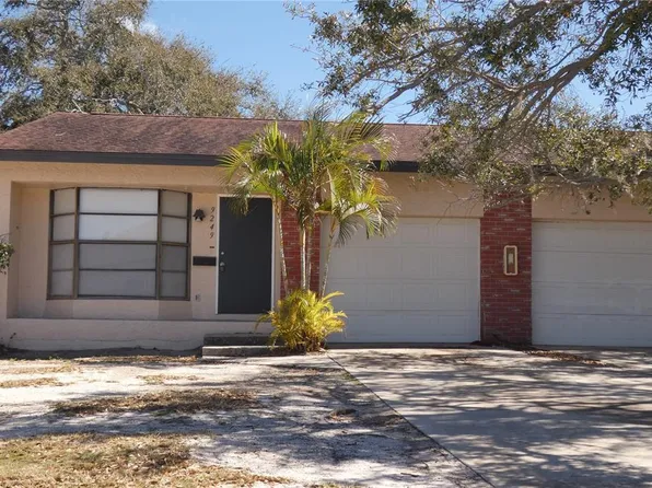 9201 7th St N, Saint Petersburg, FL 33702