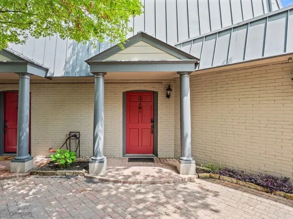 2500 Steck Ave APT 32, Austin, TX 78757
