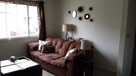 2nd image of 618 S Van Buren St APT 9