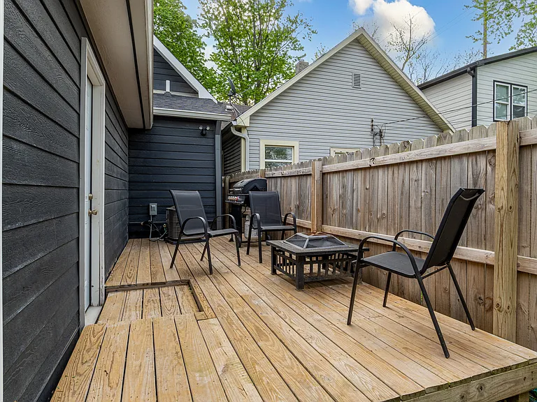 1654 S Talbott St — Photo 16