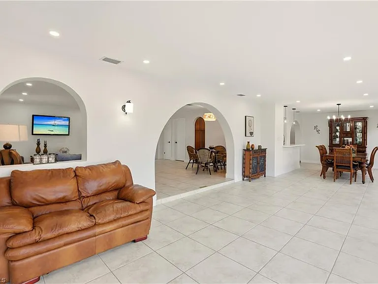339 Landmark St — Photo 26