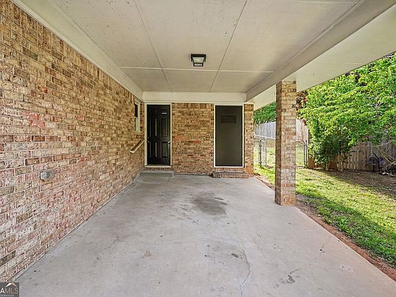 5th image of 6485 Menlo Way