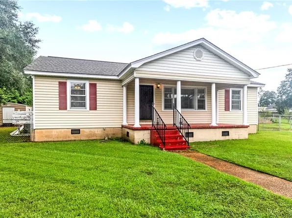 3911 38th Ave, Northport, AL 35473