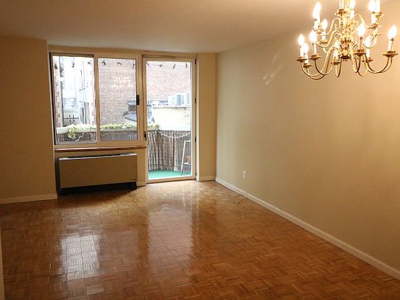 4th image of 201 W 72nd St #4FF
