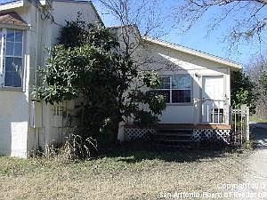 3rd image of 315 Colleen Dr
