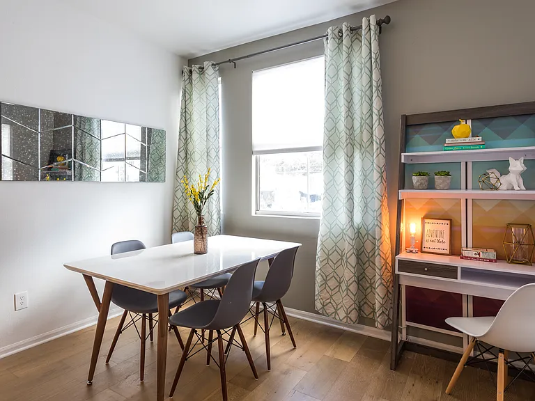 3202 W Sunset Blvd #204 — Photo 9