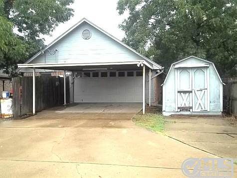 2nd image of 1198 Meadow Park Ln