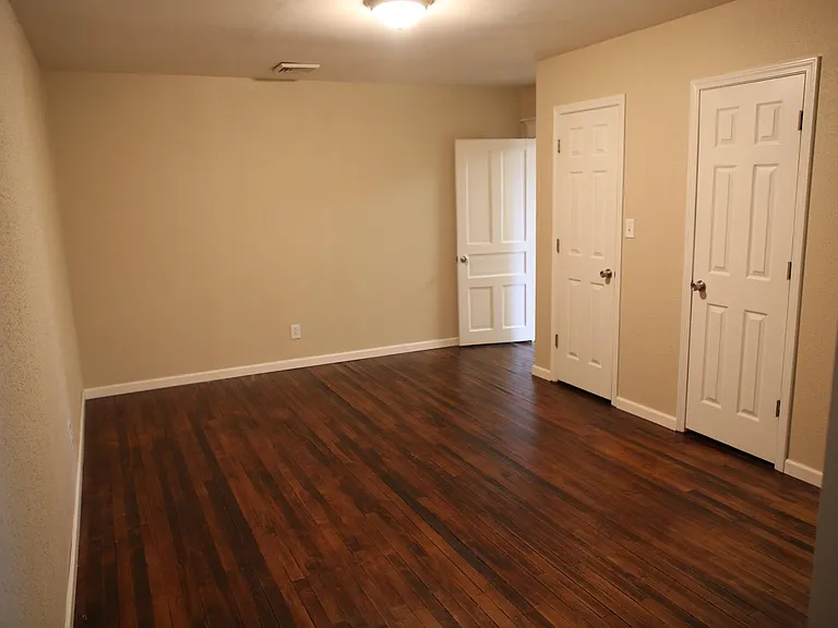 115 Pine St #1 — Photo 7