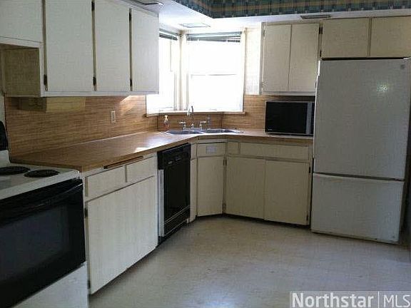 3rd image of 7538 Harriet Avenue