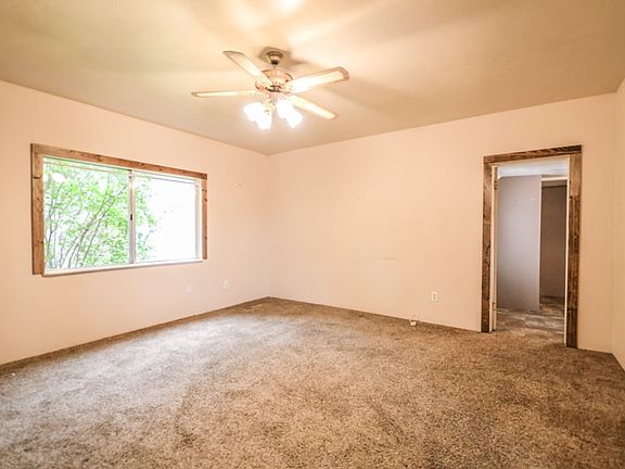 5th image of 5751 N 5th E