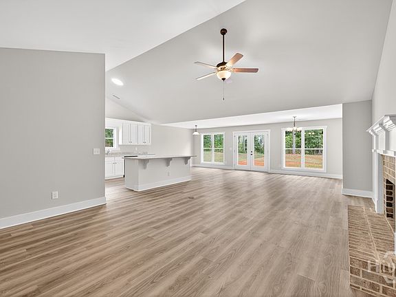 5th image of 206 Airport Road #11