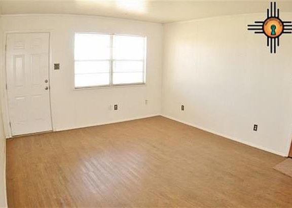 2nd image of 1213 Pecos St