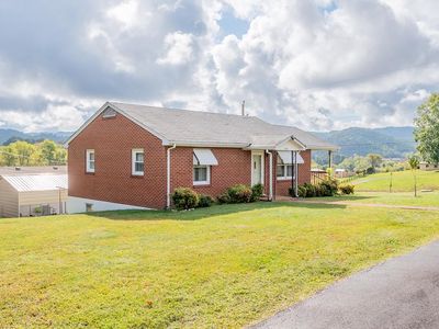 721 McLyntre Pl, Marion, VA, 24354