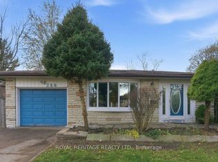286 Lorindale Dr #B, Oshawa, ON L1H6X4