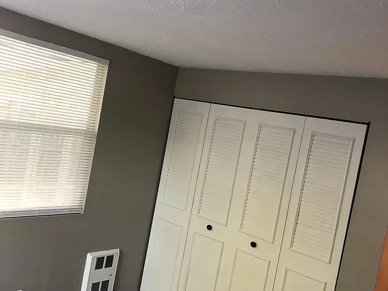 7047 Merrick Ln — Photo 6