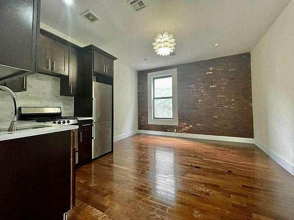 2nd image of 1162 Dean St #4C