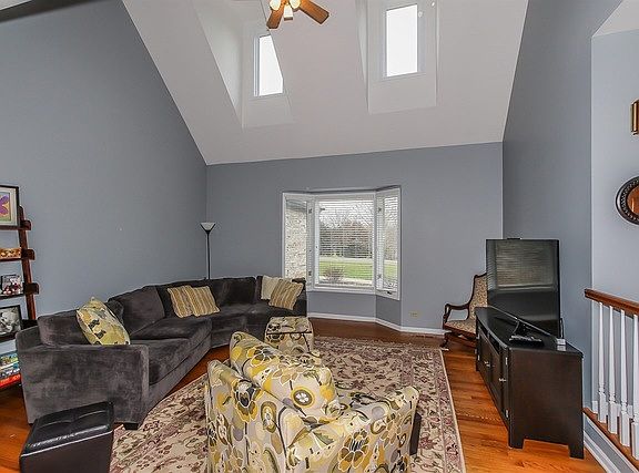 4th image of 40W879 S Bridle Creek Dr