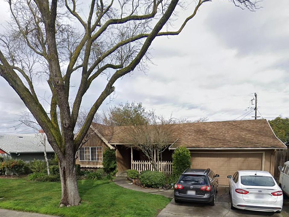 1st image of 311 E Robinhood Dr