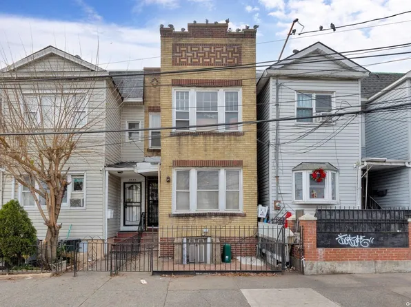 45-32 National Street, Corona, NY 11368
