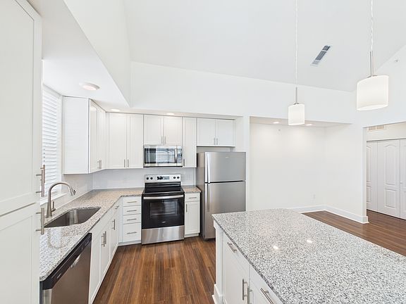 3rd image of 275 Quinn Ln #21-205