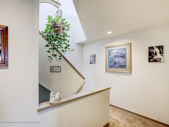 004_Foyer