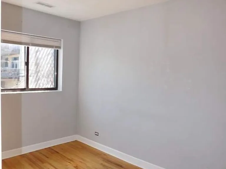 1851 W Chicago Ave #2R — Photo 4