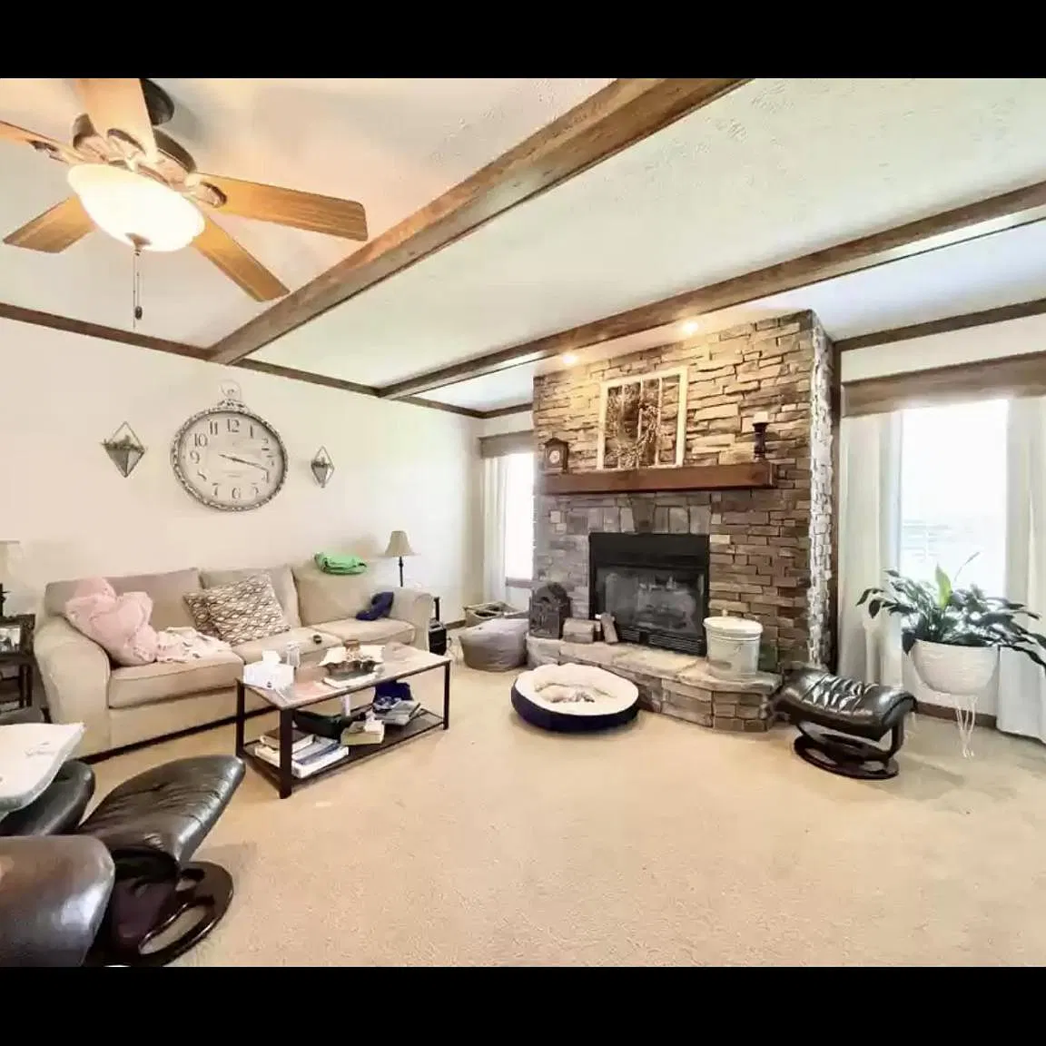 3 bed, 1980 sqft, $1,500 — Photo 1