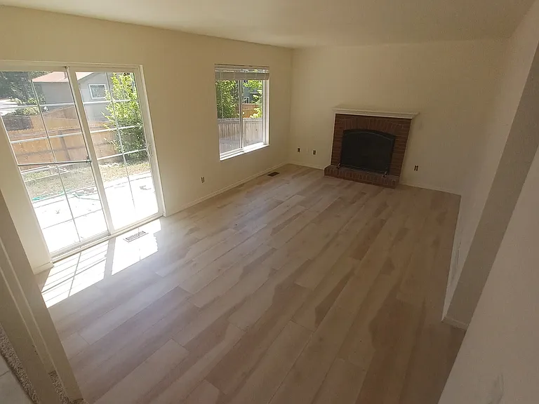 12690 Patton St — Photo 9