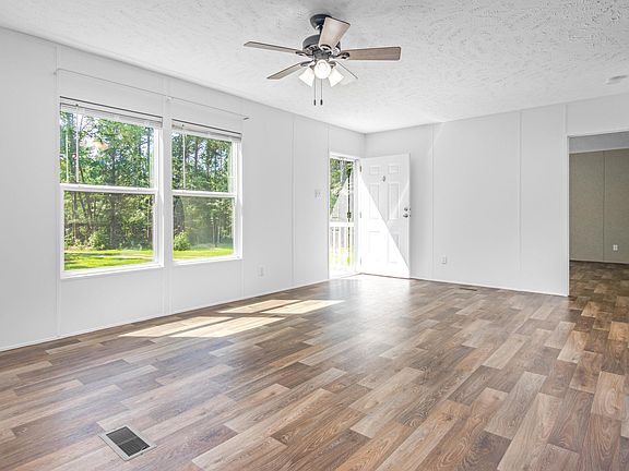 5th image of 1040 Riverfork Rd