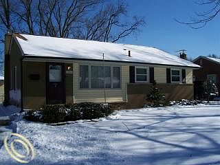 1st image of 11046 Hillcrest St