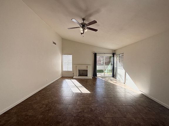 2nd image of 3129 Floral Vista Ave