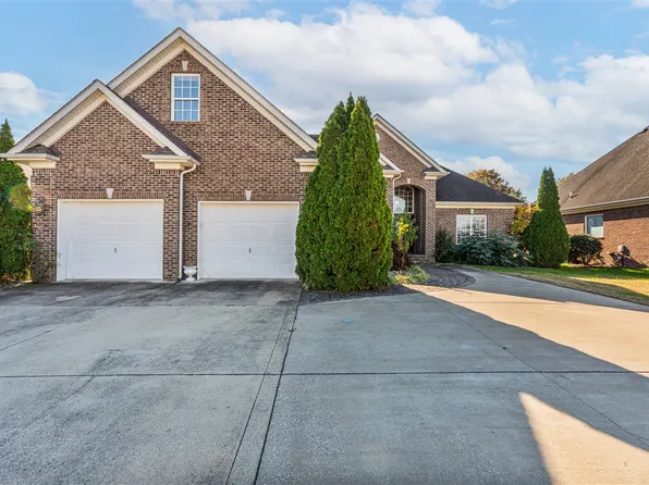 2517 Bedford Ct, Bowling Green, KY 42104