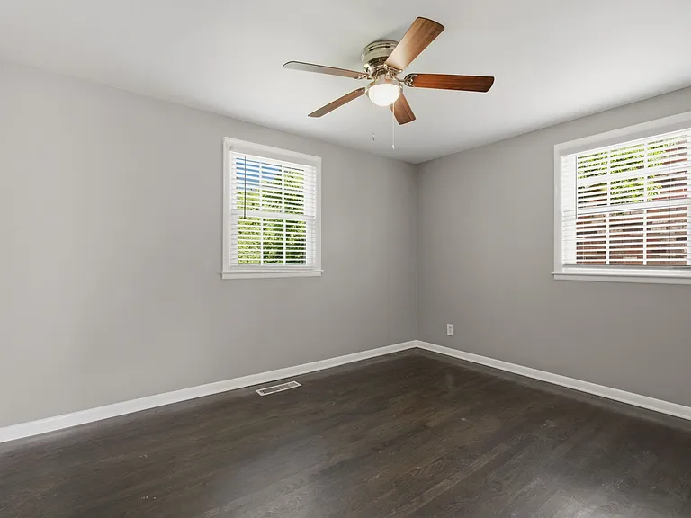 3241 Mayer Ln — Photo 11