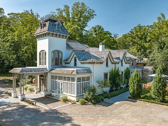 2nd image of 1 Springhill St