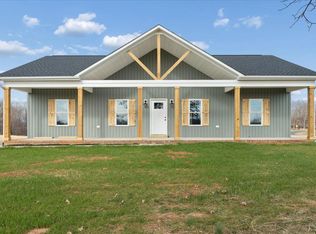 677 Piney Mountain Rd, Appomattox, VA 24522