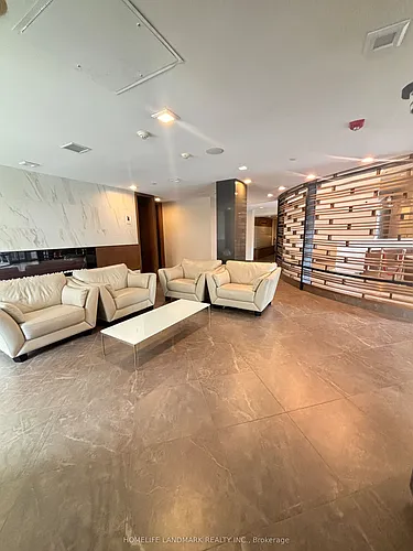 1 Uptown Dr #207 Photo 1