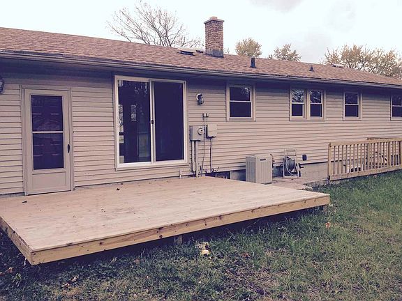 3rd image of 6619 Sunland Dr