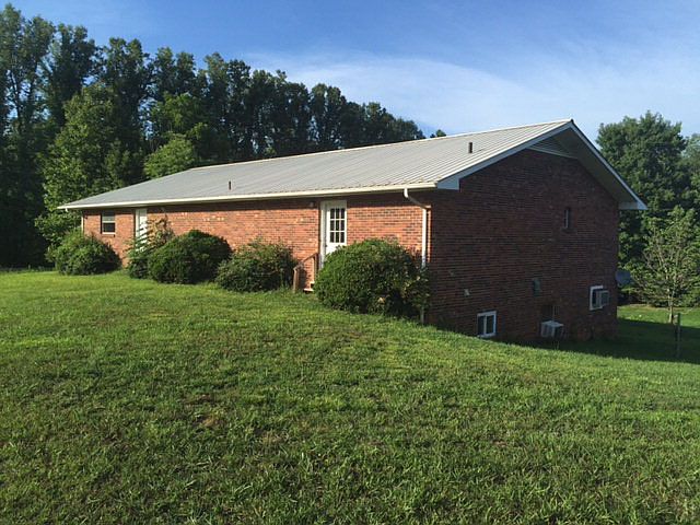 1st image of 125 Woodhaven Rd
