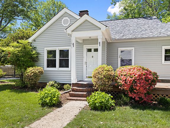 4th image of 2801 Shenandoah Ave