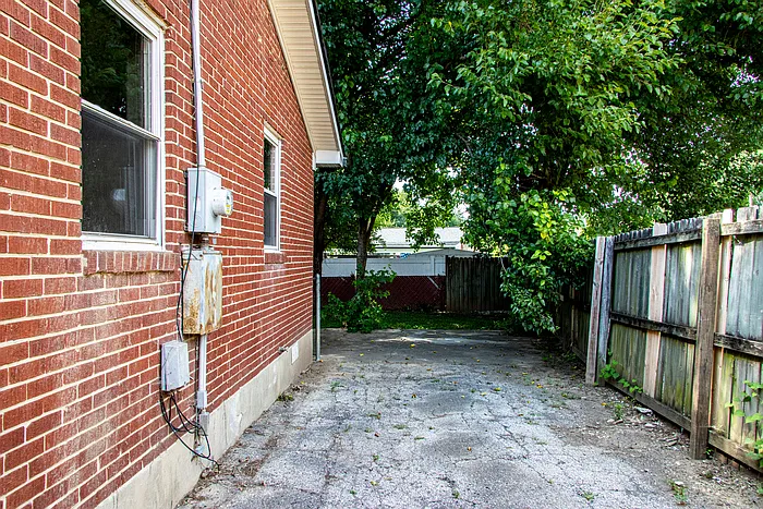 3805 Grissom Way — Photo 21