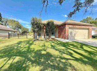 9953 Langston Dr, Denham Springs, LA 70706