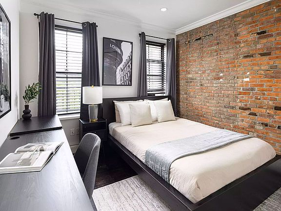 2nd image of 412 W 36th St APT 4A