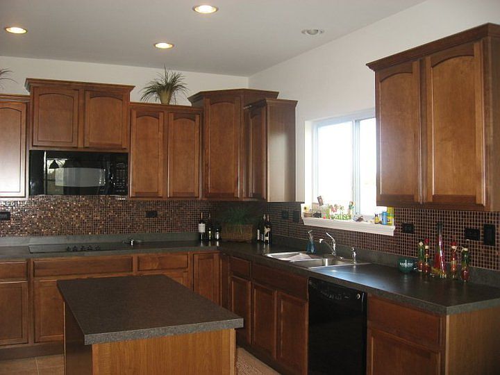 1st image of 3297 Highwood Ct