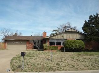 5581 NW Eisenhower Dr, Lawton, OK 73505