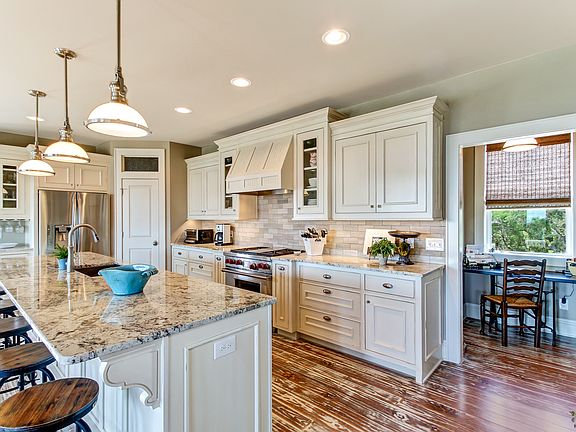 Fab Kitchen 