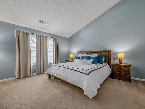 4th image of 3104 Symons Cir