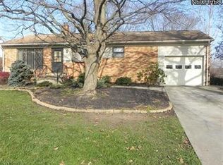 2504 San Pedro Dr, Youngstown, OH