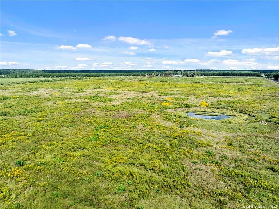 1st image of Hauser Rd