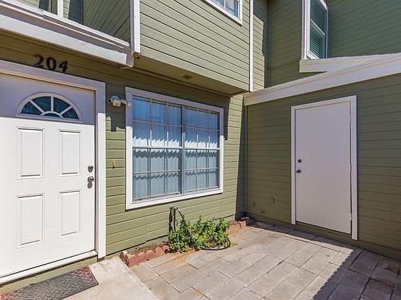 3rd image of 2301 E University Dr Unit 204